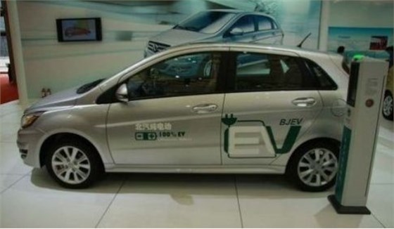 純電動汽車成主流車型TXC晶振原來是最大助力